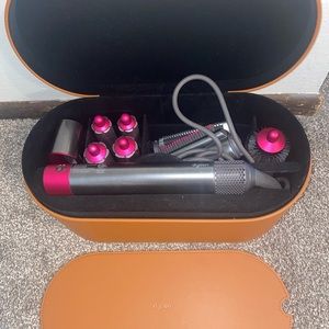 Dyson Airwrap Complete Styler *LIKE NEW*
